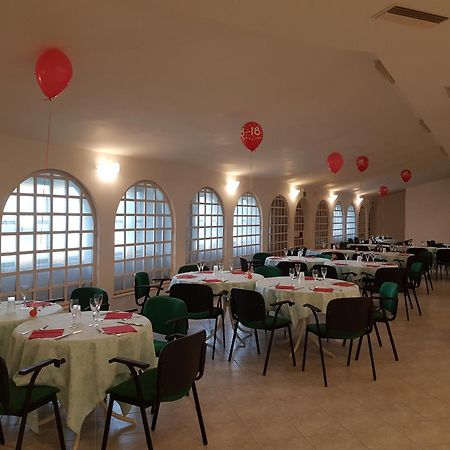 Hotel Cormoran Cattolica Luaran gambar