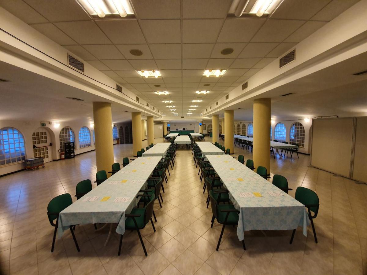 Hotel Cormoran Cattolica Luaran gambar